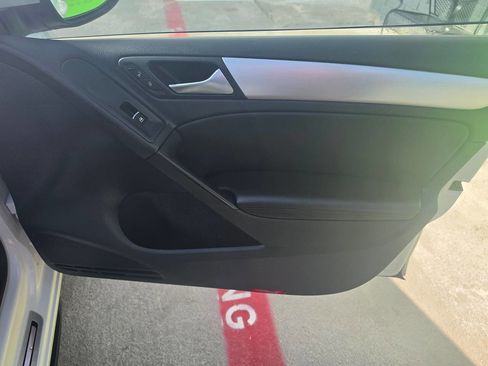 Used 2012 Volkswagen GTI Autobahn image 25