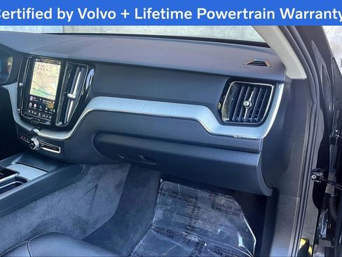 Used 2025 Volvo XC60 B5 Plus AWD/4WD image 21