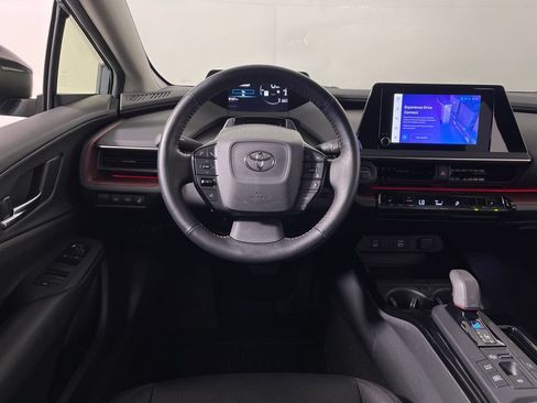 Used 2023 Toyota Prius Prime FWD image 15
