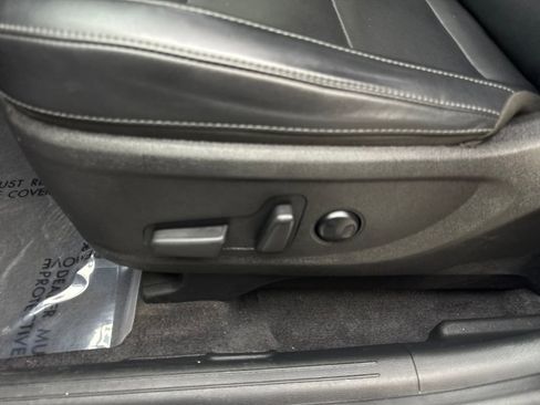 Used 2024 Kia Telluride S w/ S Sunroof Package FWD image 28