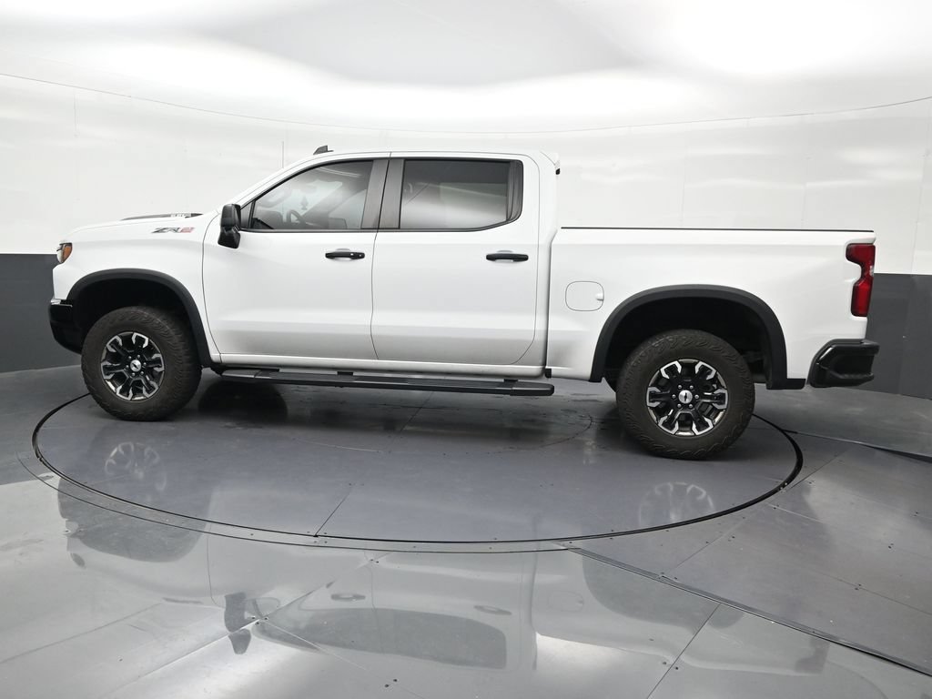 Used 2024 Chevrolet Silverado 1500 ZR2 w/ Technology Package AWD/4WD image 2
