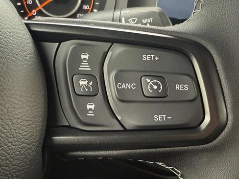 New 2026 Jeep Gladiator Mojave w/ Safety Group AWD/4WD image 11