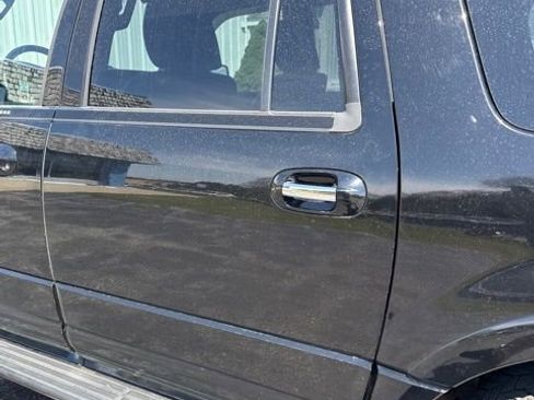 Used 2017 Ford Expedition EL Limited w/ Limited Appearance Package AWD/4WD image 11