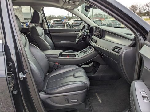 Used 2022 Hyundai Palisade SEL w/ 8P Bench Seat Package image 12