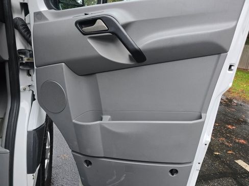 Used 2012 Mercedes-Benz Sprinter 2500 w/ Premium Pkg image 22