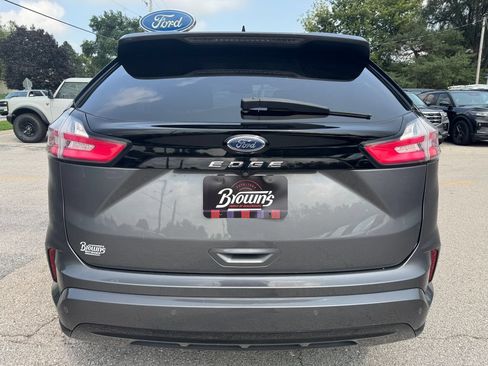 Used 2022 Ford Edge ST-Line w/ Cold Weather Package AWD/4WD image 6