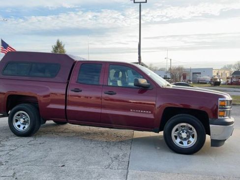 Used 2014 Chevrolet Silverado 1500 W/T w/ Trailering Package image 2