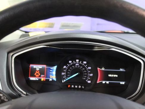 Used 2020 Ford Fusion SE w/ Fleet SE Value Package FWD image 21