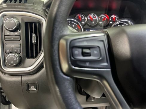 Used 2022 Chevrolet Silverado 2500 LT AWD/4WD image 26
