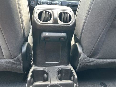 Certified 2022 Jeep Wrangler Unlimited Sport image 35
