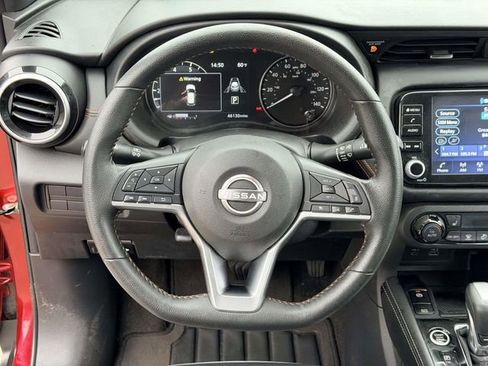 Used 2023 Nissan Kicks SR w/ SR Premium Package FWD image 18