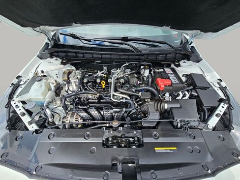 Used 2024 Nissan Altima 2.5 S FWD image 17