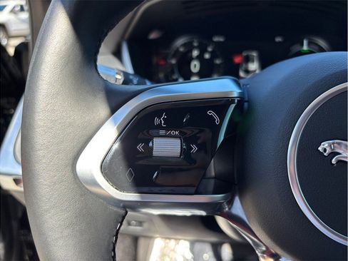 Used 2020 Jaguar I-PACE SE AWD/4WD image 25