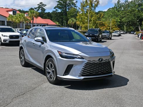 Used 2023 Lexus RX 350 Premium w/ Cold Area Package FWD image 6