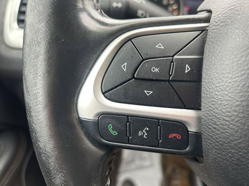 Used 2018 Jeep Compass Latitude w/ Popular Equipment Group AWD/4WD image 18