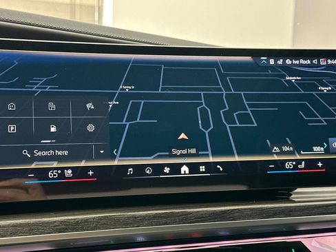 New 2026 BMW 740i w/ Premium Package image 23