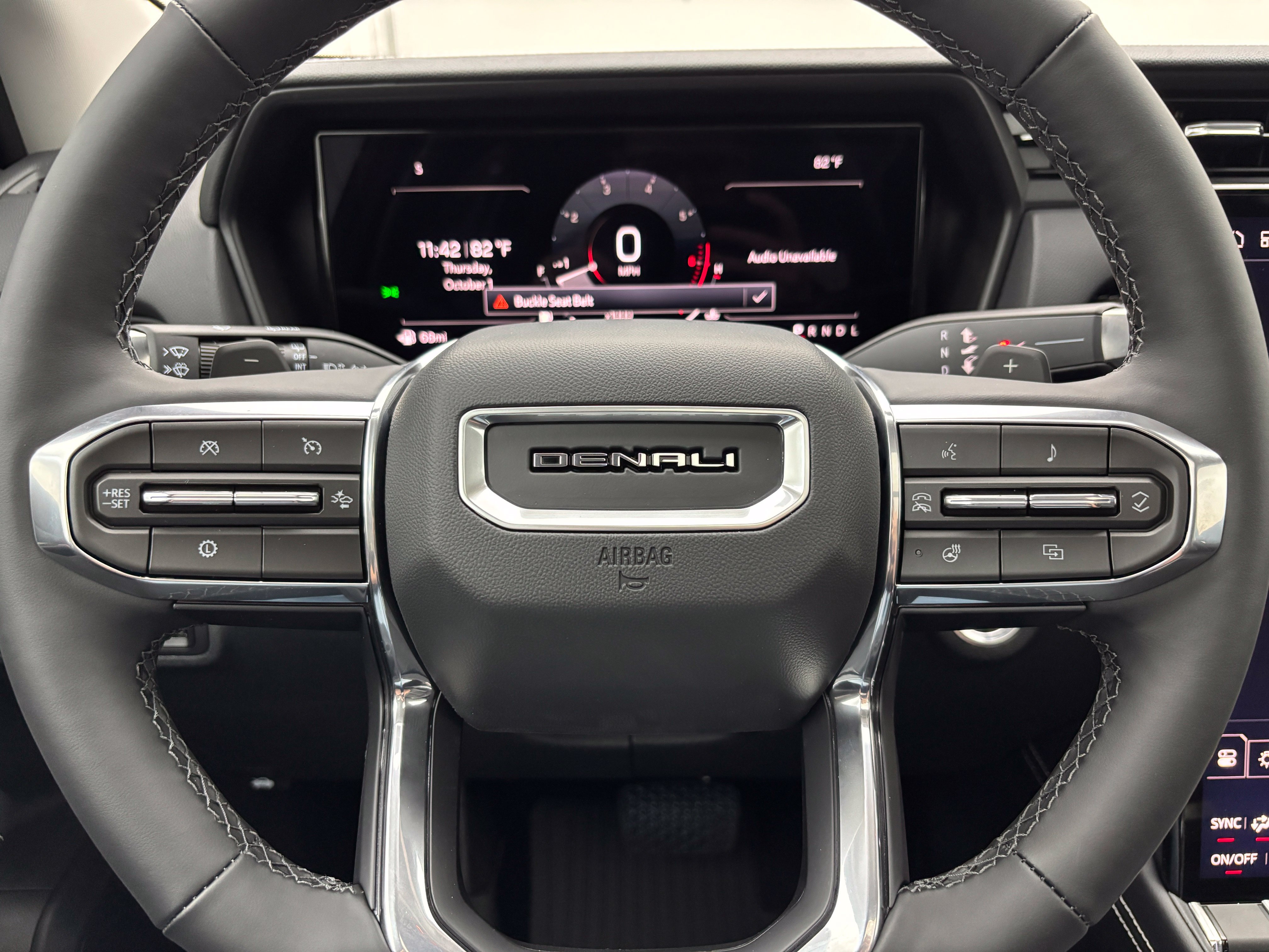 New 2027 GMC Terrain Denali w/ LPO, Floor Liner Package AWD/4WD image 22