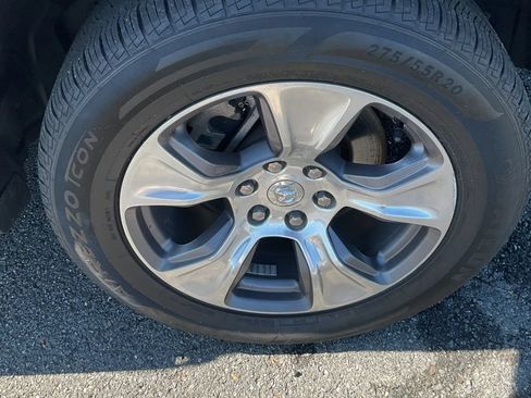 Used 2021 RAM 1500 Laramie AWD/4WD image 12