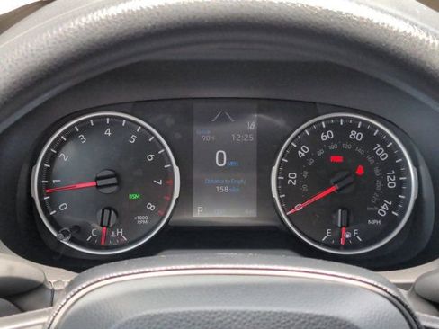 Used 2021 Toyota RAV4 XLE FWD image 25