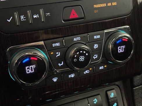 Used 2017 Chevrolet Traverse LT AWD/4WD image 39
