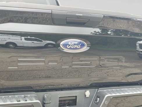 Certified 2023 Ford F150 XL w/ STX Appearance Package AWD/4WD image 18