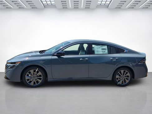 New 2026 Nissan Sentra SL w/ Floor Mat Package FWD image 7