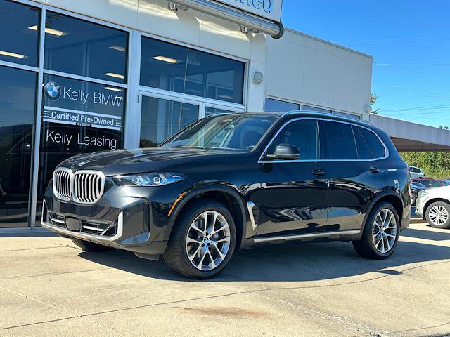 Used 2024 BMW X5 xDrive40i w/ Premium Package AWD/4WD image 4