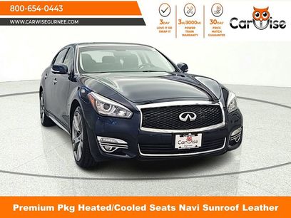 Used 2016 INFINITI Q70 L 3.7 w/ Deluxe Touring Package