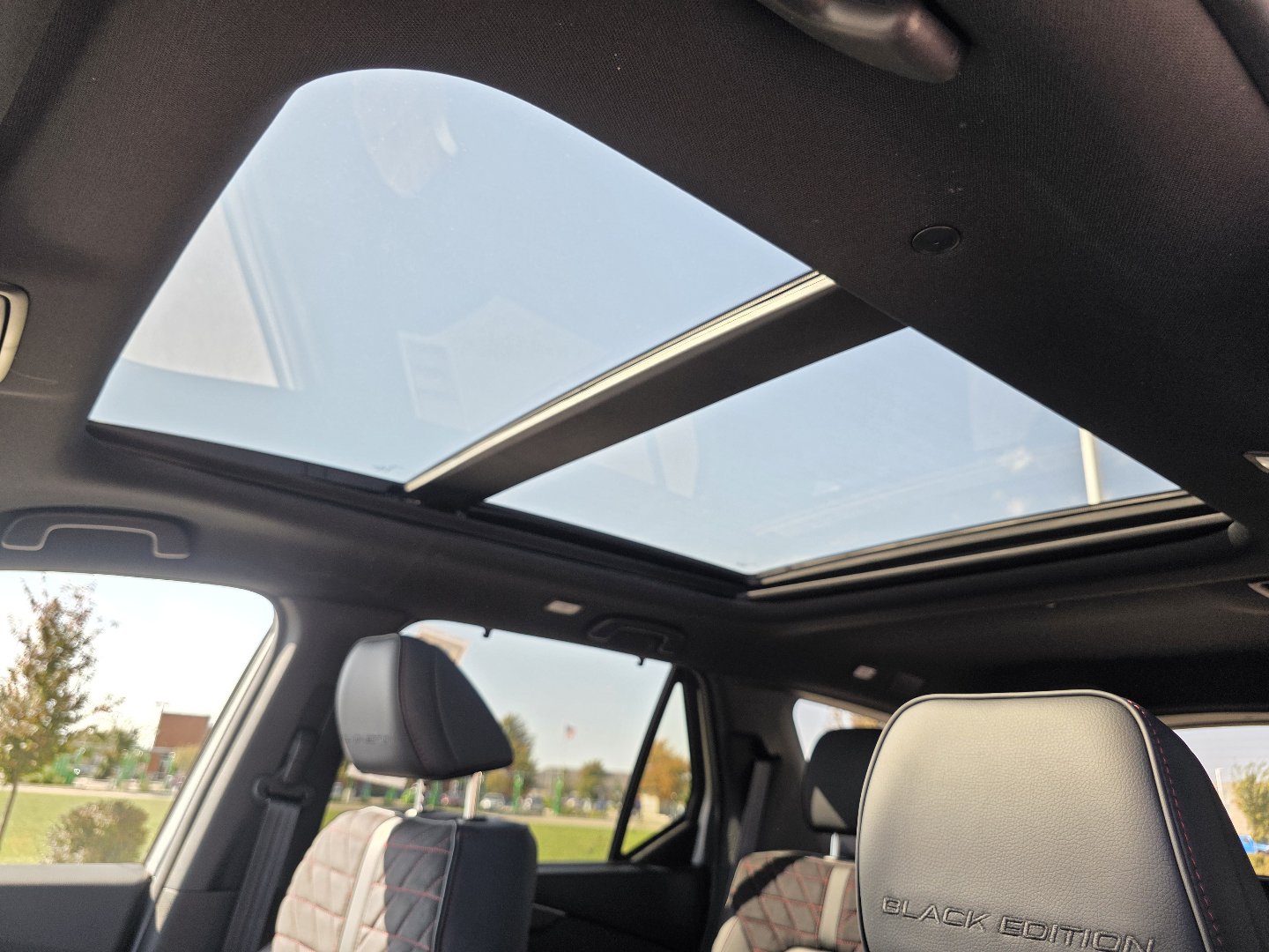 New 2026 Honda Pilot Black Edition image 3