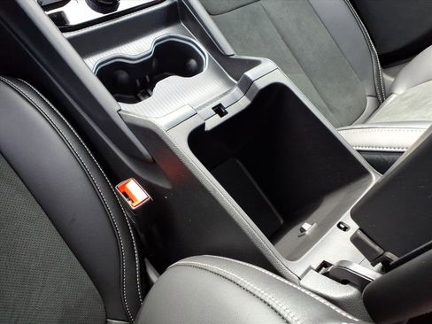 New 2026 Jeep Grand Cherokee Altitude image 32