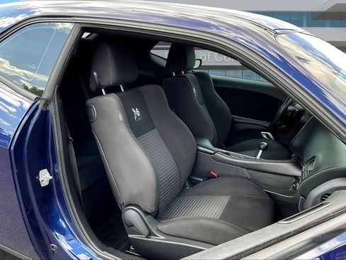 Used 2017 Dodge Challenger R/T Scat Pack RWD image 28