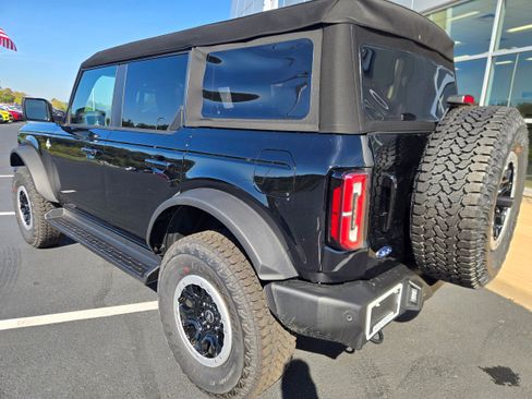 New 2025 Ford Bronco Outer Banks w/ Sasquatch Package image 8