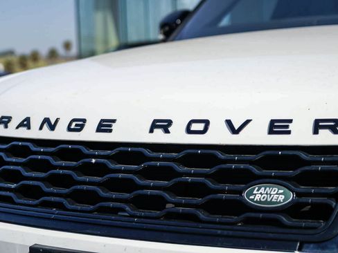Used 2019 Land Rover Range Rover Sport HSE Dynamic image 11