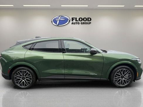 New 2026 Ford Mustang Mach-E Premium image 4