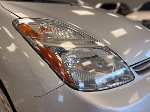 Used 2007 Toyota Prius FWD image 25