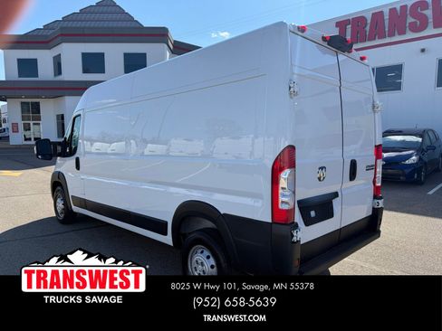 Used 2023 RAM ProMaster 2500 FWD image 3