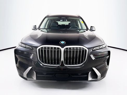 Used 2024 BMW X7 xDrive40i AWD/4WD image 2