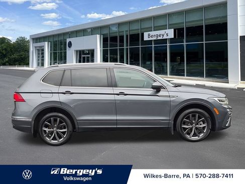 Certified 2024 Volkswagen Tiguan SE AWD/4WD image 5