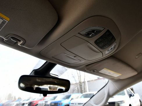 Used 2024 Chrysler Voyager LX FWD image 47