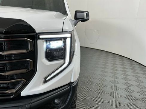 Used 2023 GMC Sierra 1500 AT4X AWD/4WD image 8