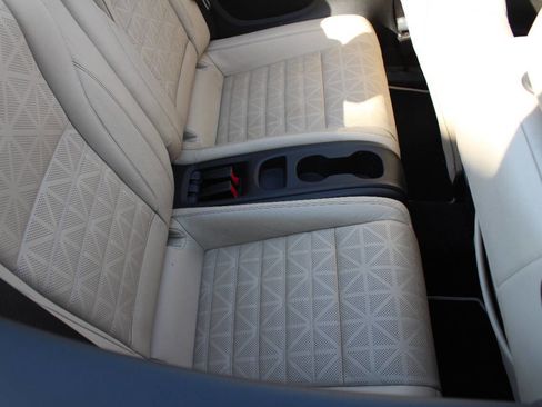 Used 2017 Buick Cascada Premium image 18