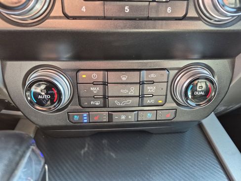 Used 2019 Ford F150 Lariat w/ Equipment Group 502A Luxury image 18