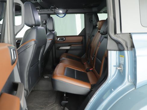 Used 2022 Ford Bronco Outer Banks w/ Sasquatch Package image 11