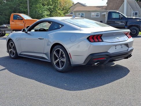 Used 2024 Ford Mustang Premium image 4