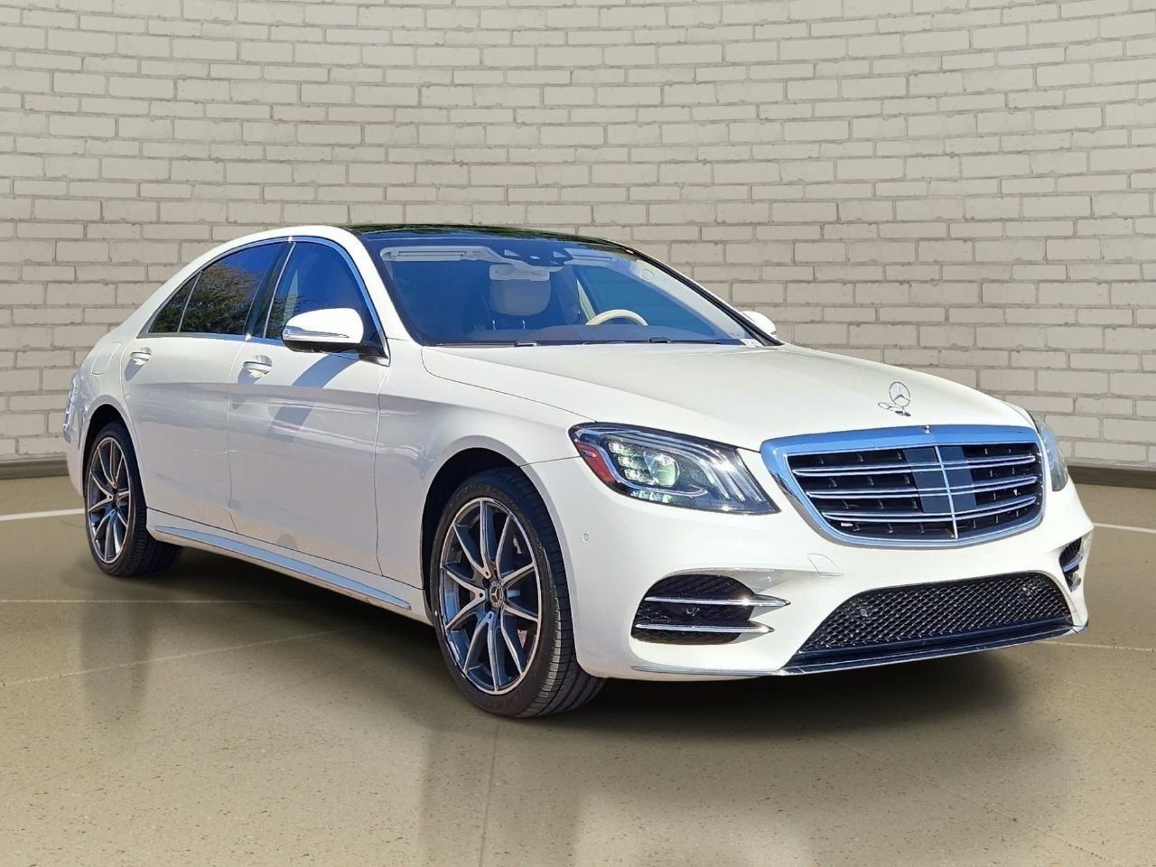 Used 2019 Mercedes-Benz S 450 Sedan image 4