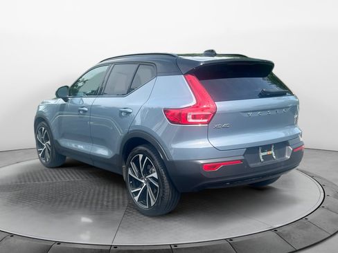Used 2021 Volvo XC40 T5 R-Design w/ Climate Package AWD/4WD image 5