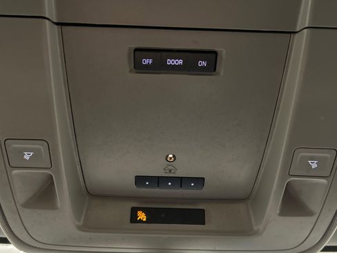 Used 2016 GMC Sierra 1500 SLE image 17