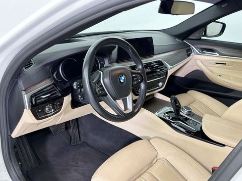 Used 2017 BMW 540i xDrive AWD/4WD image 4