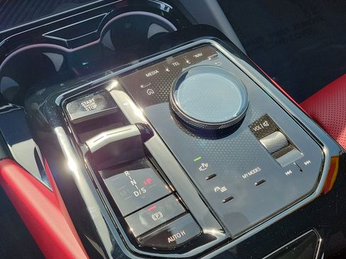 Used 2026 BMW 540i xDrive image 27