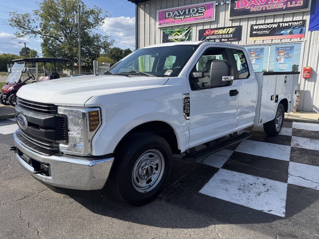 Used 2019 Ford F250 XL w/ XL Value Package RWD image 2